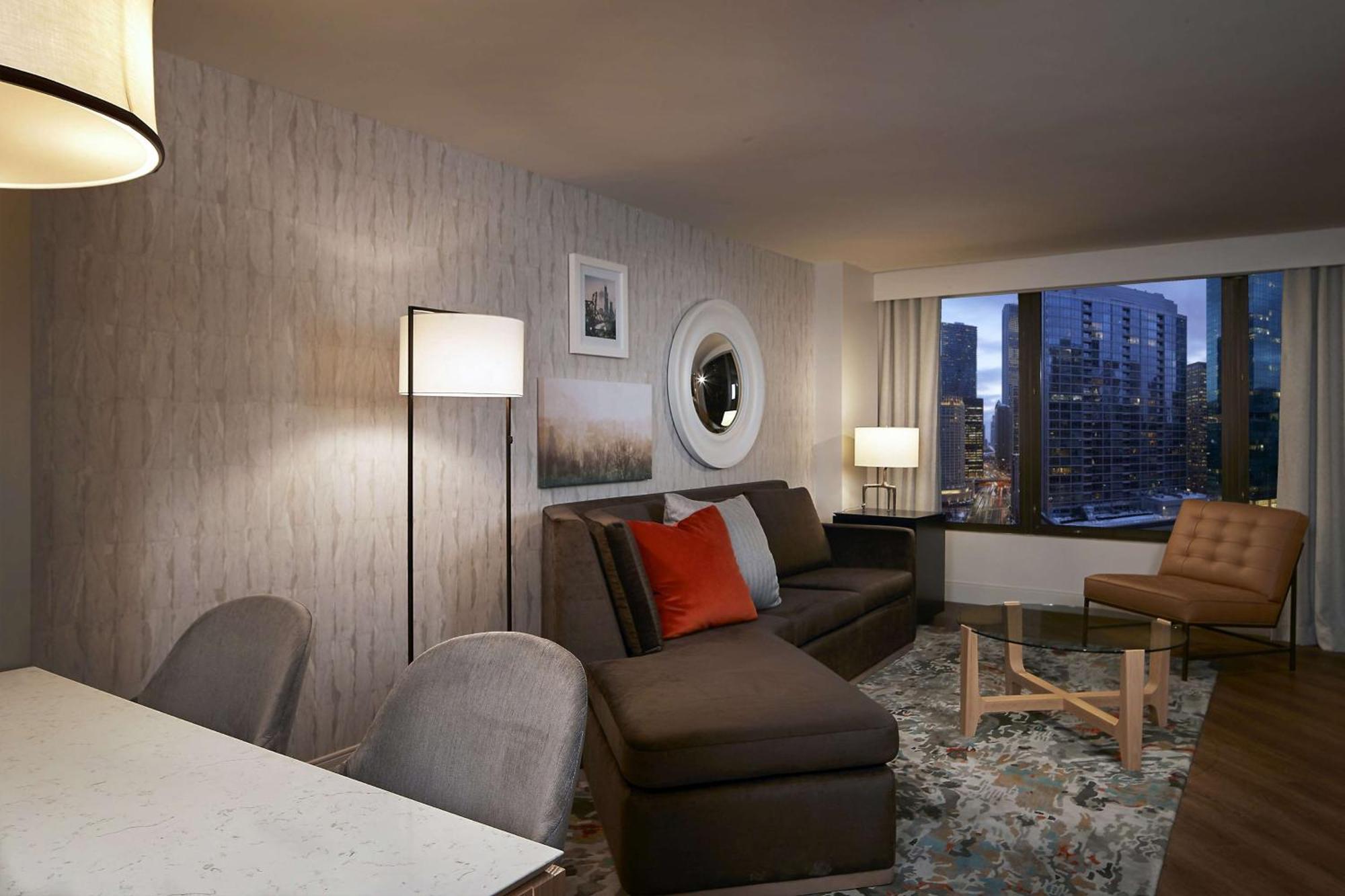 Hotel Hilton Grand Vacations Club Chicago Magnificent Mile Extérieur photo